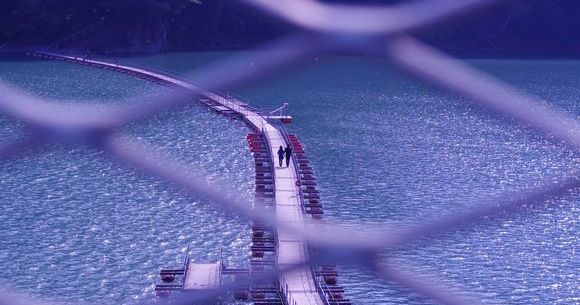 寡黙系 硬派男子 こそ実はモテ男である Pouch ポーチ