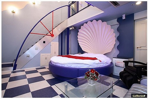 神戸にはリトル マーメイドの気分で過ごせるホテルがある 貝殻のかたちのベッドが超絶かわいいの Pouch ポーチ