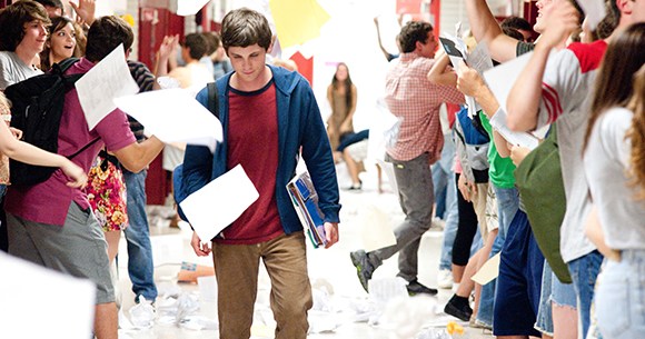 原作者でもあるチョボスキー監督にインタビュー エマ ワトソン主演 米国でベストセラー青春小説の映画化 ウォールフラワー 最新シネマ批評 Pouch ポーチ