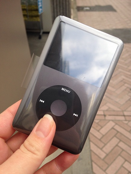 長期ユーザー必見！ 6年間使い続けたキズだらけの「iPod classic」を4800円で新品に交換できた方法とは!? | Pouch［ポーチ］