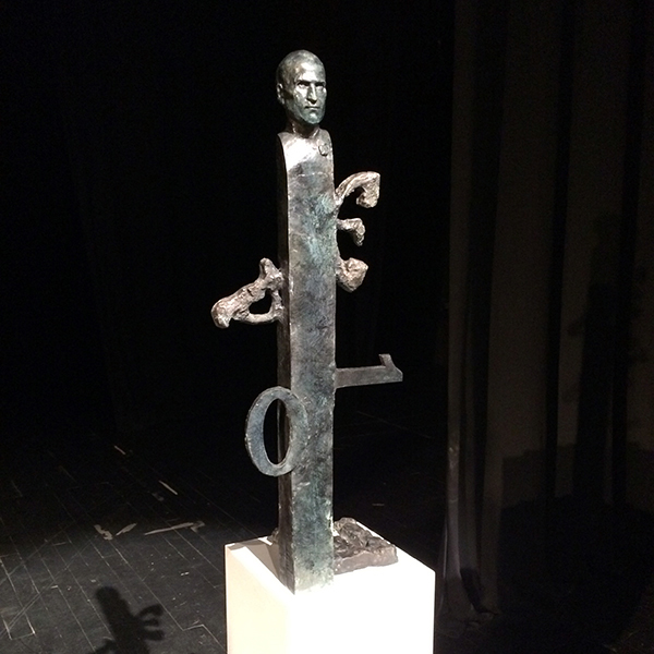 Appleジョブズ本人の物470万円1983年製シャリオ、ジョブズ愛用同機｜メンズ 