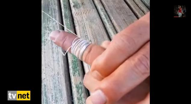【今日から使えるライフハック】指輪が抜けなくなったときに行う画期的な対処法「指に糸をぐるぐる巻きにして引っ張る」