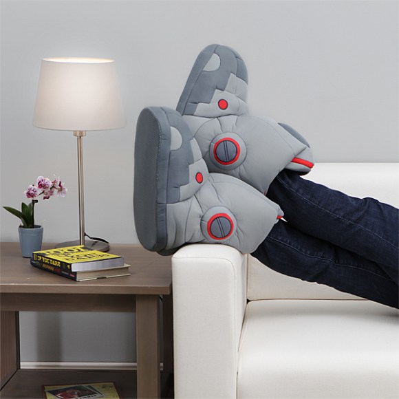 153b_giant_robot_slippers_with_sound_in_use