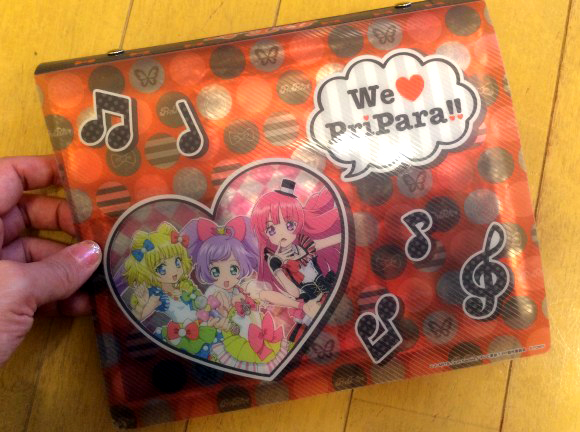 親の財布をおびやかす Tvアニメ ゲーム プリパラ が今 小さな女の子たちに大人気なワケ Pouch ポーチ