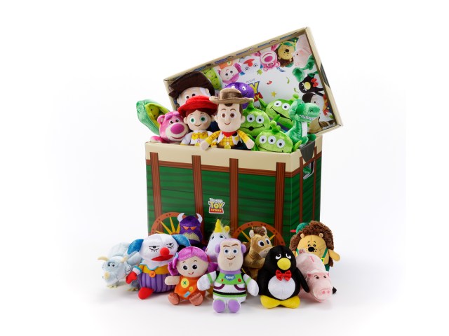 トイ・ストーリーのおもちゃたちが集合!!　アンディのおもちゃばこが限定販売されるよ☆　