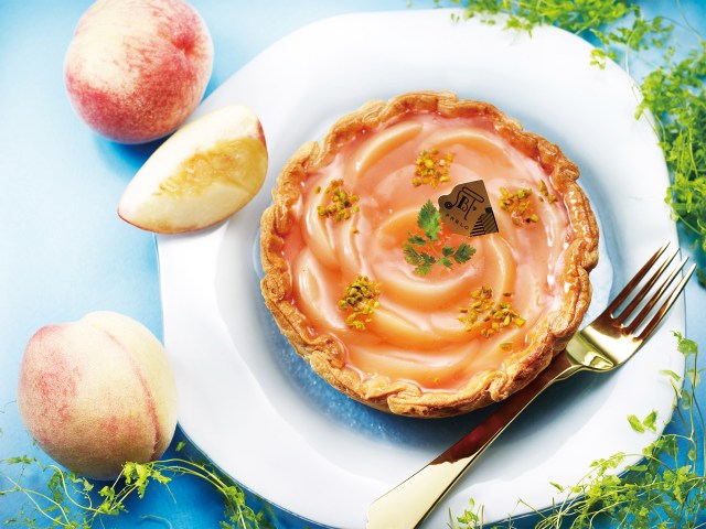 【やっぱり桃が好き】 チーズタルト専門店PABLO「桃とレモンクリームのチーズタルト」7月だけのお楽しみ♪