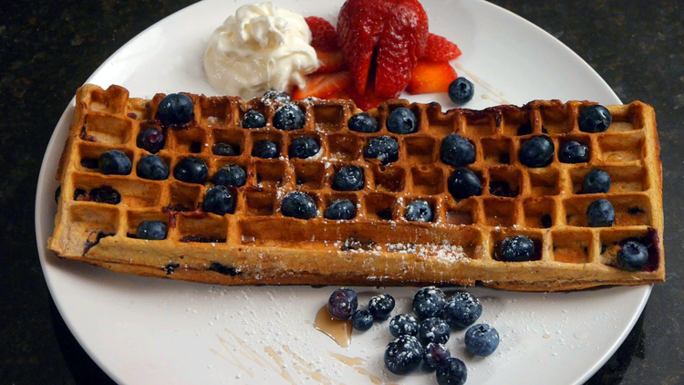 キーボード好き必見】キーボード型のワッフルが作れちゃう型！ 凹みが