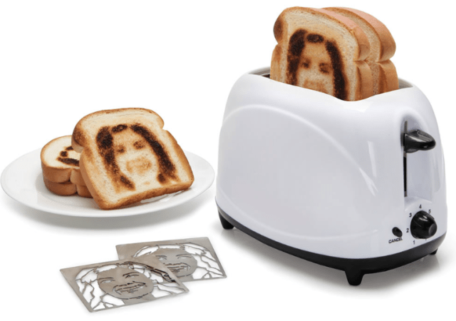 「毎朝あなたを食べたいの…」大好きな人の顔をパンに焼き付ける「セルフィートースター」がスゴイ！