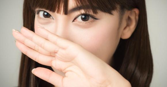 必見 ざわちんが人気有名人7名に大変身 離れ目がコンプレックスなら 森星さん風メイク など今スグ使える技が満載 Pouch ポーチ