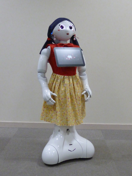あなたのロボットがオシャレに♪ 「Pepper」専用のファッション