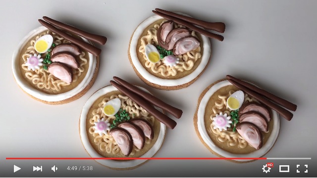 精巧なミニチュアみたいな「ラーメンクッキー」の作り方動画がスゴイ!! タマゴにナルトにチャーシューものってるよ！