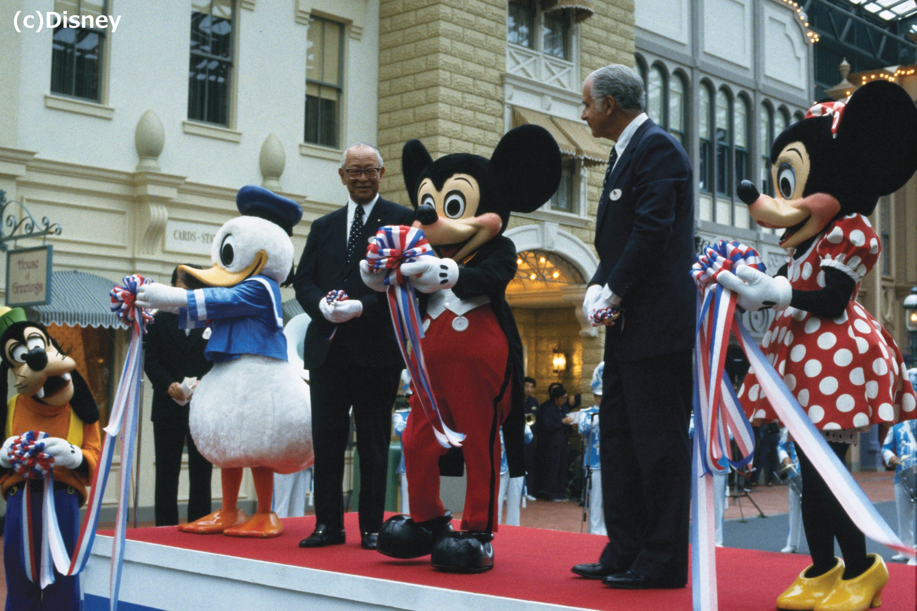 tokyo Disney land オープン当時の物です ミッキーマウス