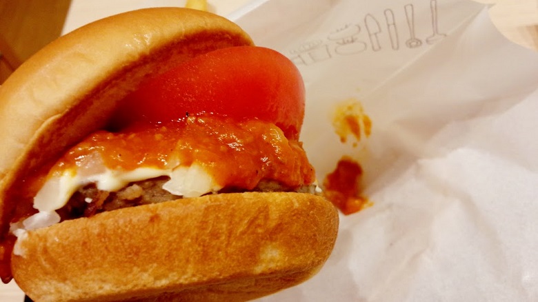 ミートソースが落ちやすい モスバーガー にうれしい裏ワザが 美味しすぎてあえてソースを残したくなるよおお Pouch ポーチ