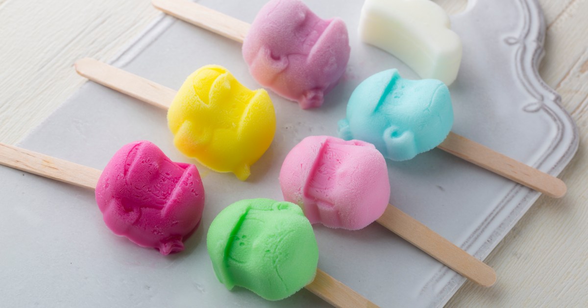 おそ松さん のアイスやチョコが作れちゃう 萌えかわな6つ子のシリコントレー付きのレシピブックが発売されるよぉ Pouch ポーチ