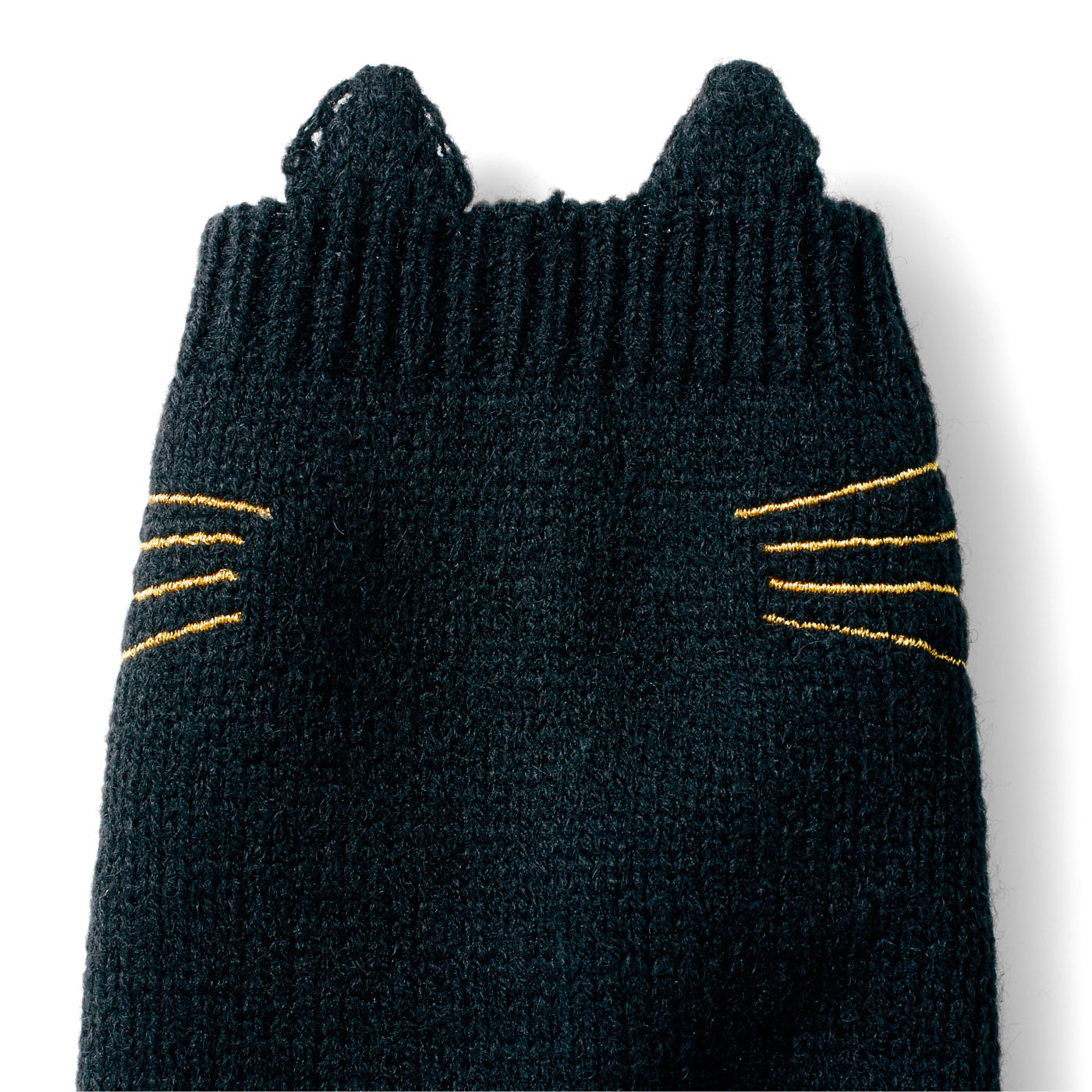 大人女子でも着こなせる「黒猫なりきりコート」がモフっと登場 / 猫の