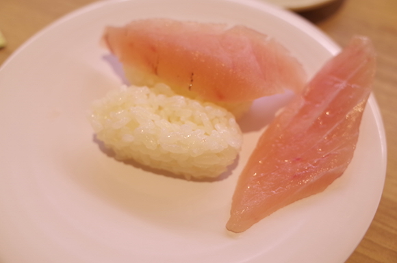 【素朴な疑問】回転寿司ってワサビ抜きが当たり前…ワサビ好きの大人はいったいどうしてるの？