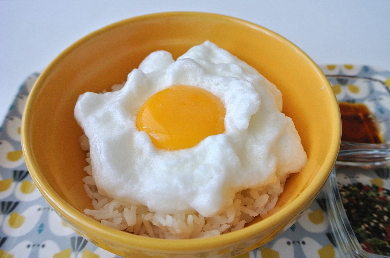 究極のtkg ふっわふわの メレンゲ卵かけご飯 にチャレンジ 白身を泡立てるだけで超絶オシャレな朝食になりました Pouch ポーチ
