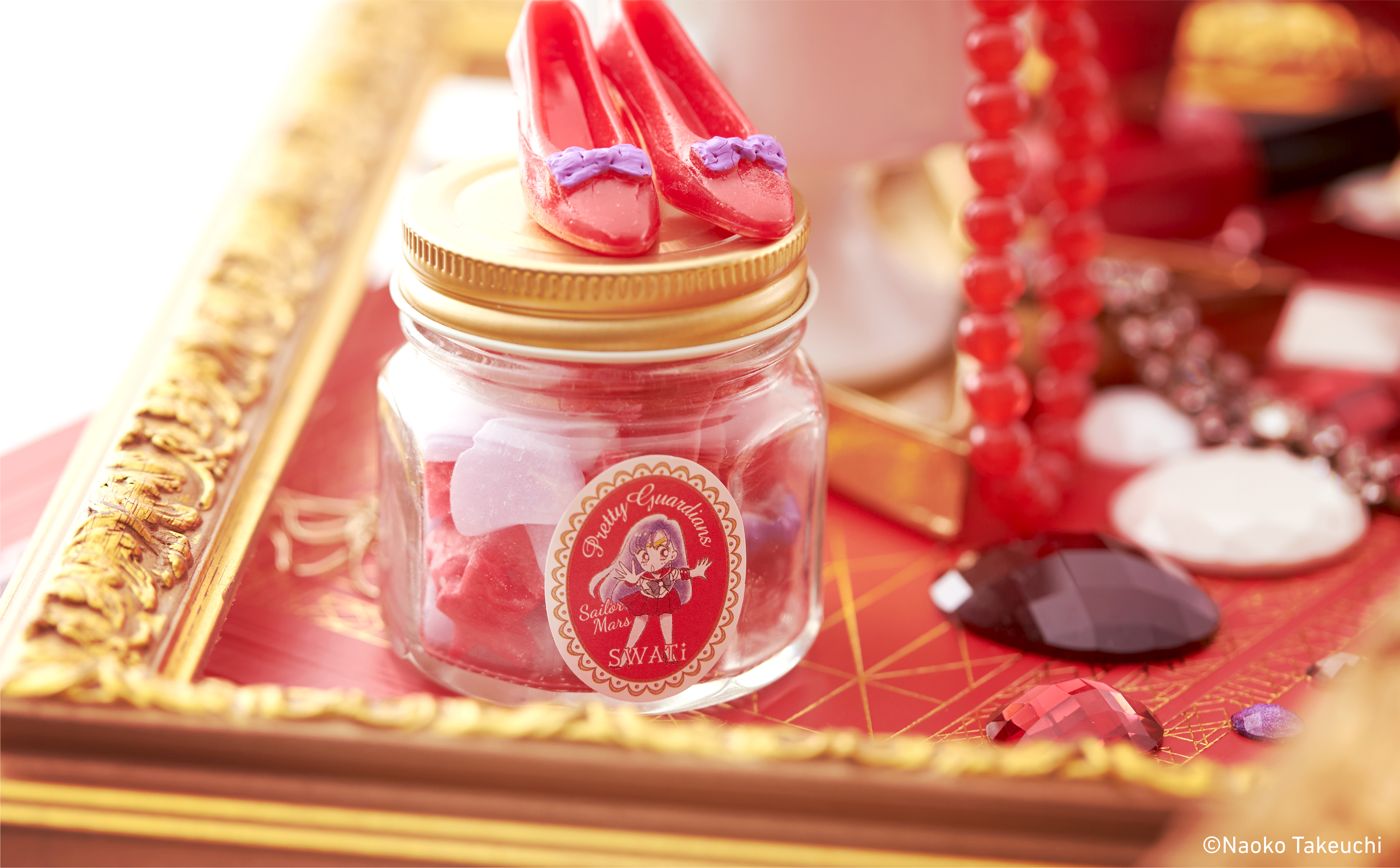 セーラームーン　カフェ　FC限定　SWATi アロマキャンドル セーラームーン × SWATiの「コンペイトウキャンドル」がかわいい♡ よ