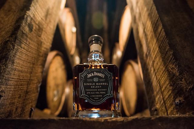 ジャックダニエル　シングルバレル　未開封2本 JACK DANIEL'S（ジャックダニエル） シングルバレル 並行品 箱付き 47