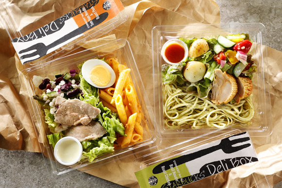 【本日から】海外のスタバで人気の「お弁当」がついに日本にも登場！ その名も「デリボックス」が新発売です