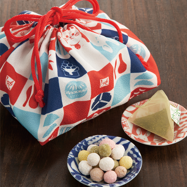 【カルディ】和の食品ブランド「もへじ」から豆皿・巾着・お菓子・お茶のセットが発売に！ 秋のほっこりタイムにぴったりです♡