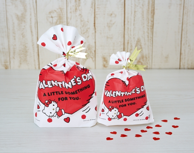 サンリオのバレンタインギフトバッグが可愛すぎる キューピッドの羽根をつけたキティさんと真っ赤な がラブリーです Pouch ポーチ