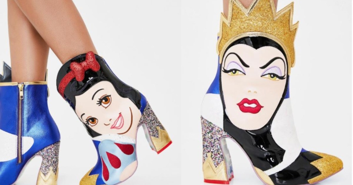 ディズニープリンセスのド派手なショートブーツに釘付け ヒール部分がプリンセスになっているアイテムも Pouch ポーチ