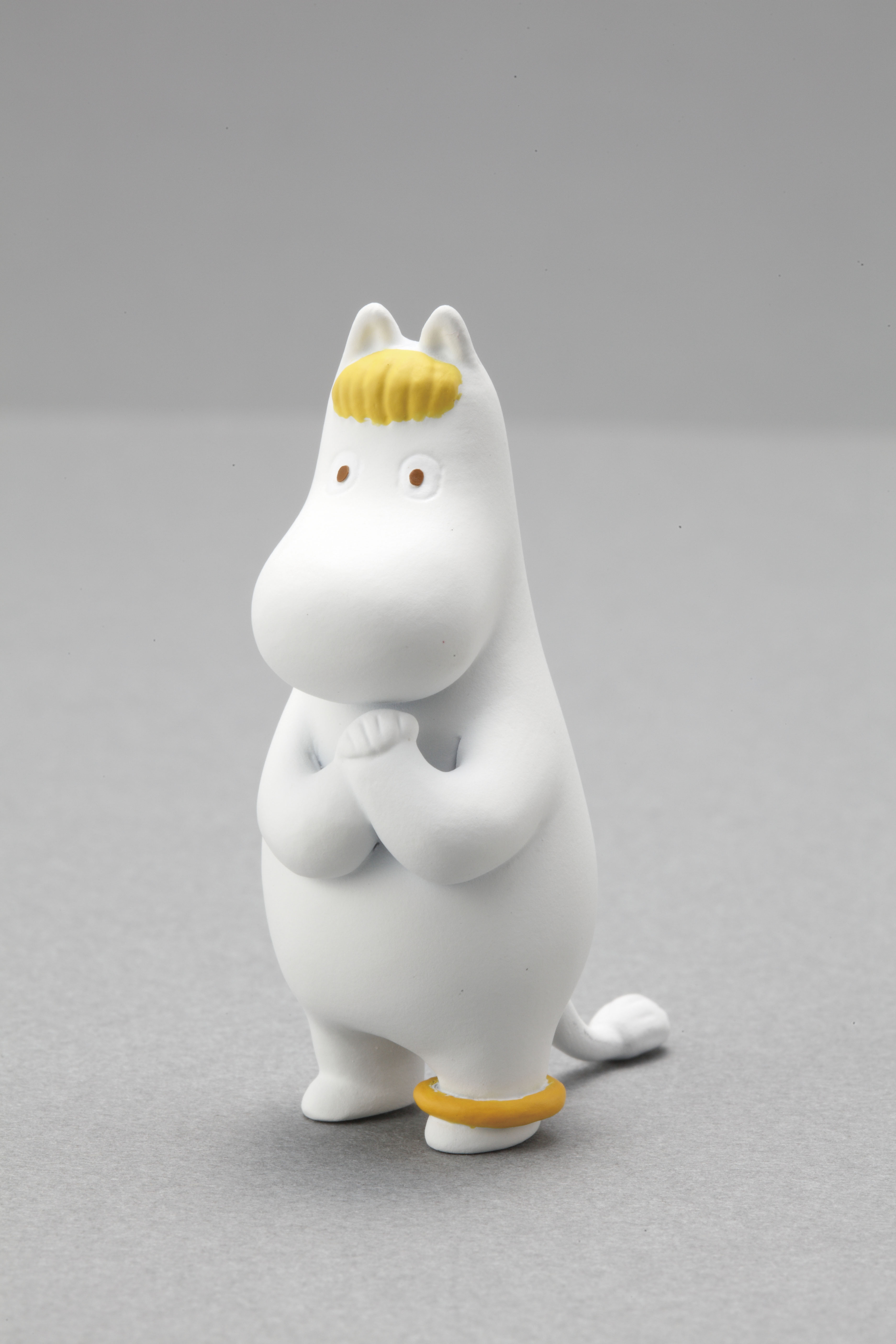 ムーミンフィギュア＆LEDライト付きドールハウス完成品【クリアケース