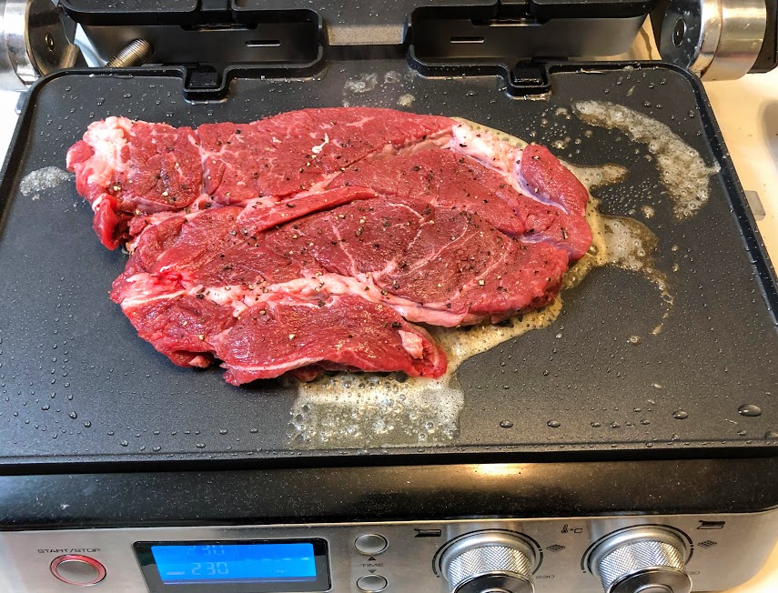 家電レンタルで借りた多機能グリルプレートで「おうち肉フェス」を開催