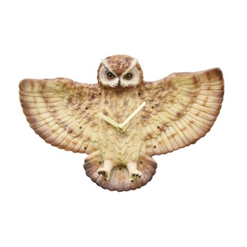 ワシミミズクとムササビの壁掛け時計が細部までリアル！ ファサーッと
