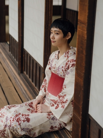 レトロ可愛い浴衣が1万円以下で発売に！ 神田沙也加・小嶋真子が監修を