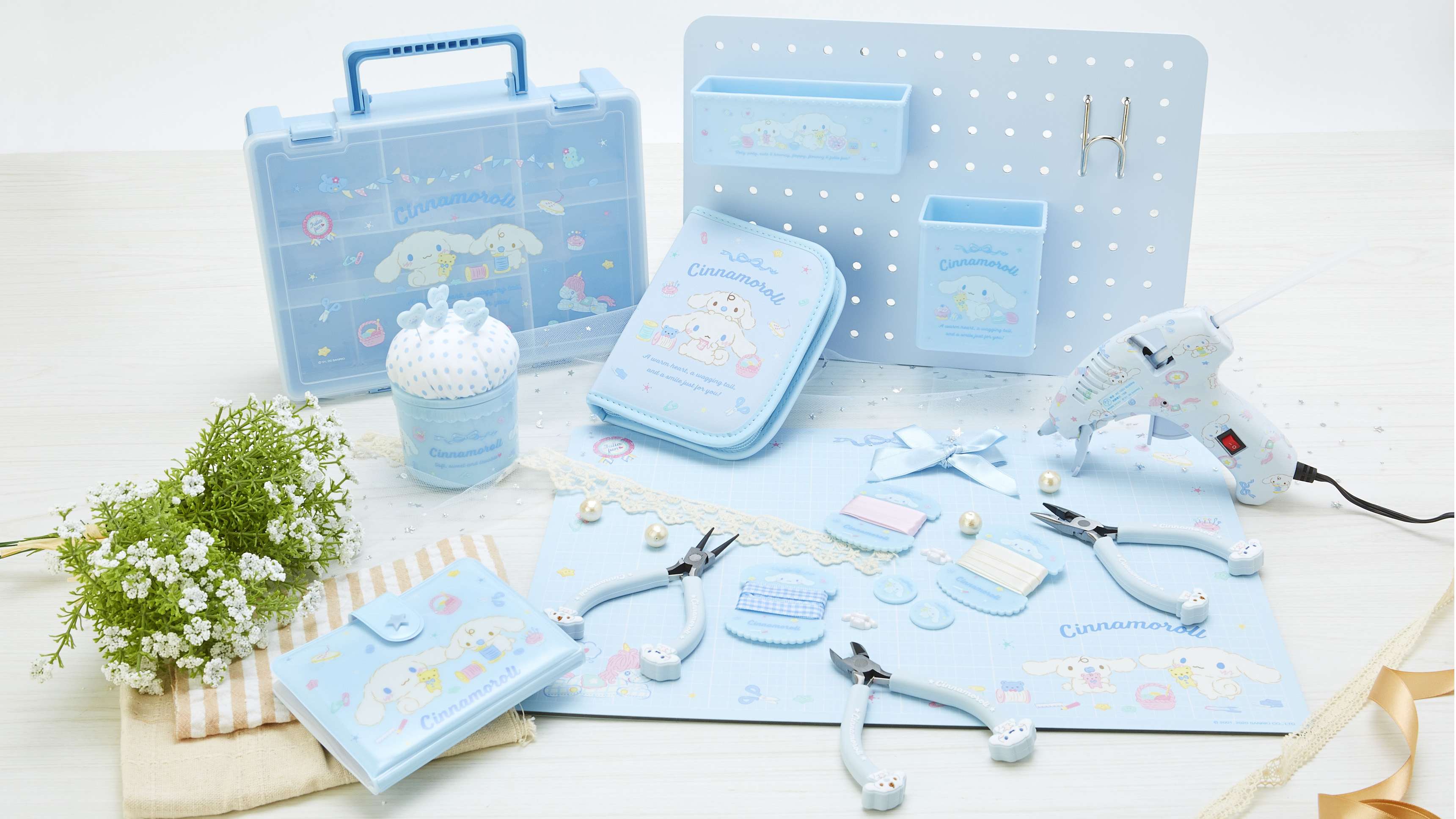 手作り＆DIYグッズがそろう「サンリオ手芸部」が誕生！ お道具箱みたい