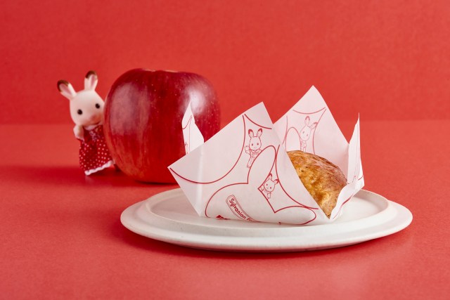 シルバニアファミリーとアップルパイ専門店「RINGO」のコラボが可愛すぎ♡ マロンを使ったアップルパイや限定パッケージも