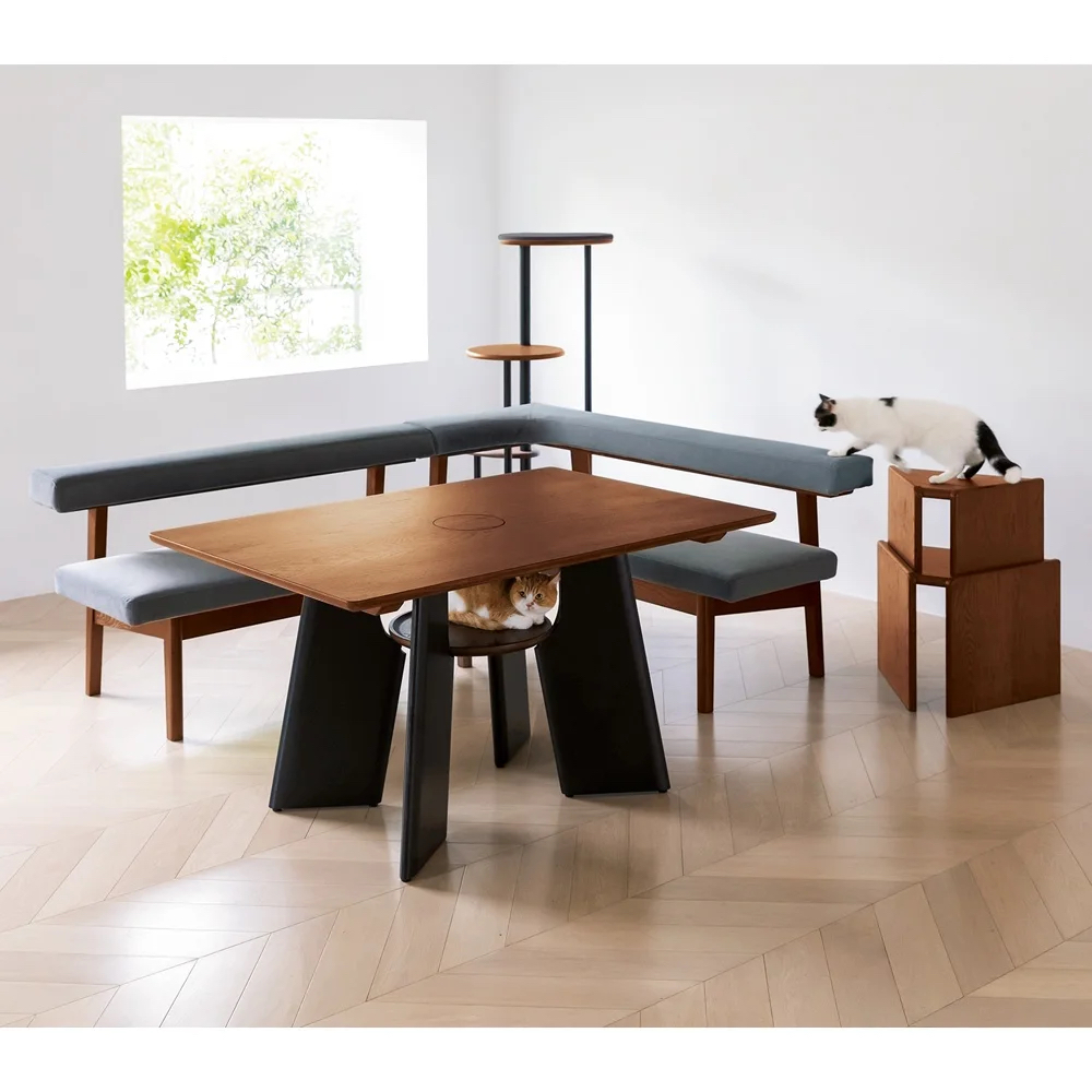 天然木のダイニングテーブル　ディノス　猫　家具　机 オーク天然木のネコとくつろぐダイニングシリーズ」ディノスから