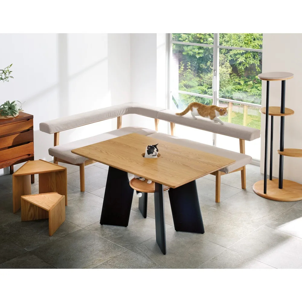 天然木のダイニングテーブル　ディノス　猫　家具　机 582908f9.jpg?w=640