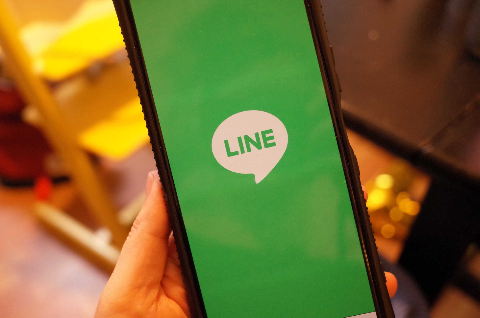 Lineアイコンでアップの自撮りは不人気 Lineがきっかけで百年の恋も冷めてしまう調査結果が感慨深い Pouch ポーチ