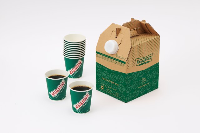 クリスピー・クリーム・ドーナツの持ち帰り専用コーヒーボックスが便利＆お得！12杯分のドリップコーヒーが入ってます