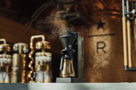 スタバ × バルミューダがコラボ！ 6万4900円もする超オシャレで実用的なコーヒーメーカーが誕生しました