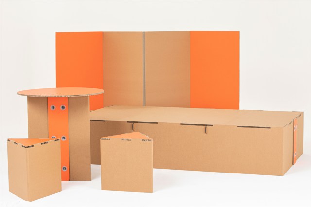 「ダンボール家具」は無限の可能性を秘めている…！ 5分で組み立てられる＆コンパクト収納可能コスパ的にも優秀だよ！