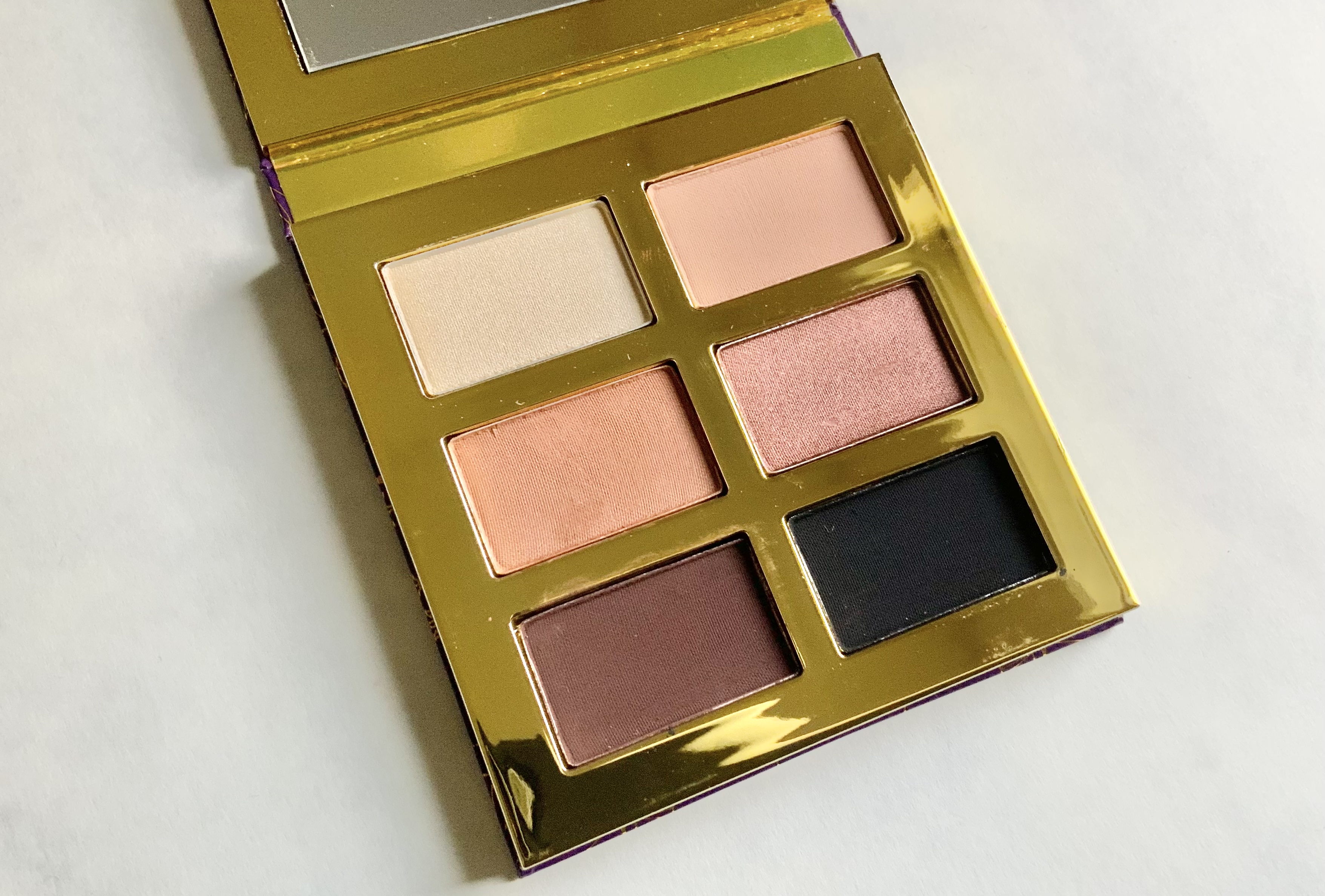 マックスモール　アイシャドウ×6 マグニフィセン　ムーン新品　未使用 M・A・C マック スモールアイシャドウ ×6 マグニフィセント ムーン