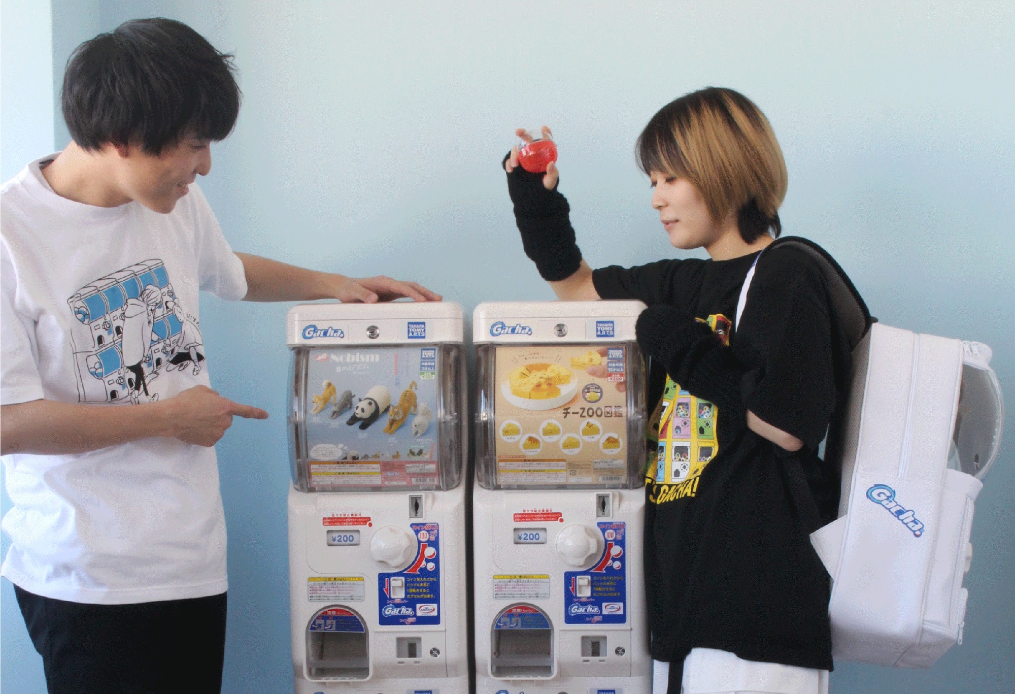 初代 しょいガチャ Showy Gacha カプセルトイ タカラトミー ガチャマシンをモチーフにしたバックパック「しょいガチャ -Showy