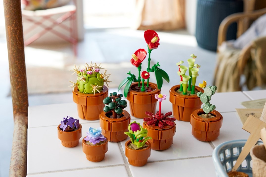 大人レゴ「ボタニカルコレクション」の新作に食虫植物＆熱帯植物の