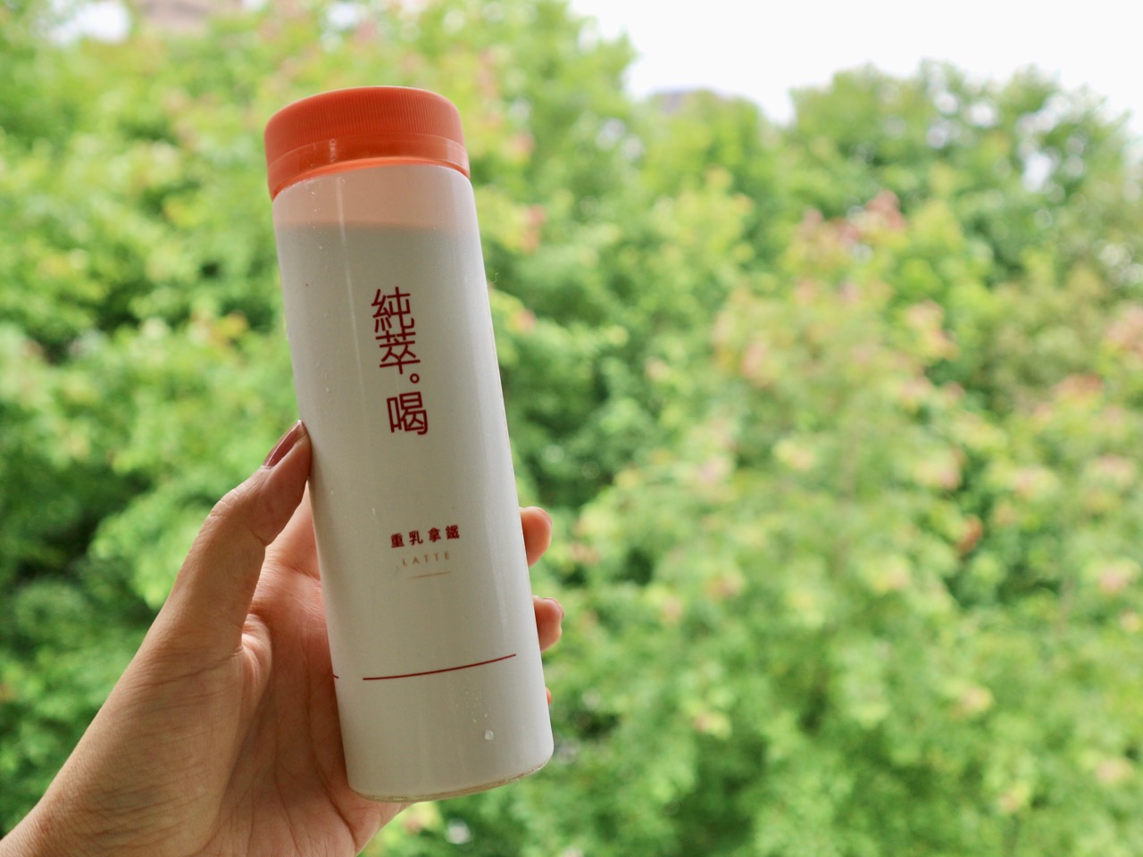 台湾のコンビニ行ったら「ジュンスイホ（純萃。喝）」🥤ラテ＆ミルク
