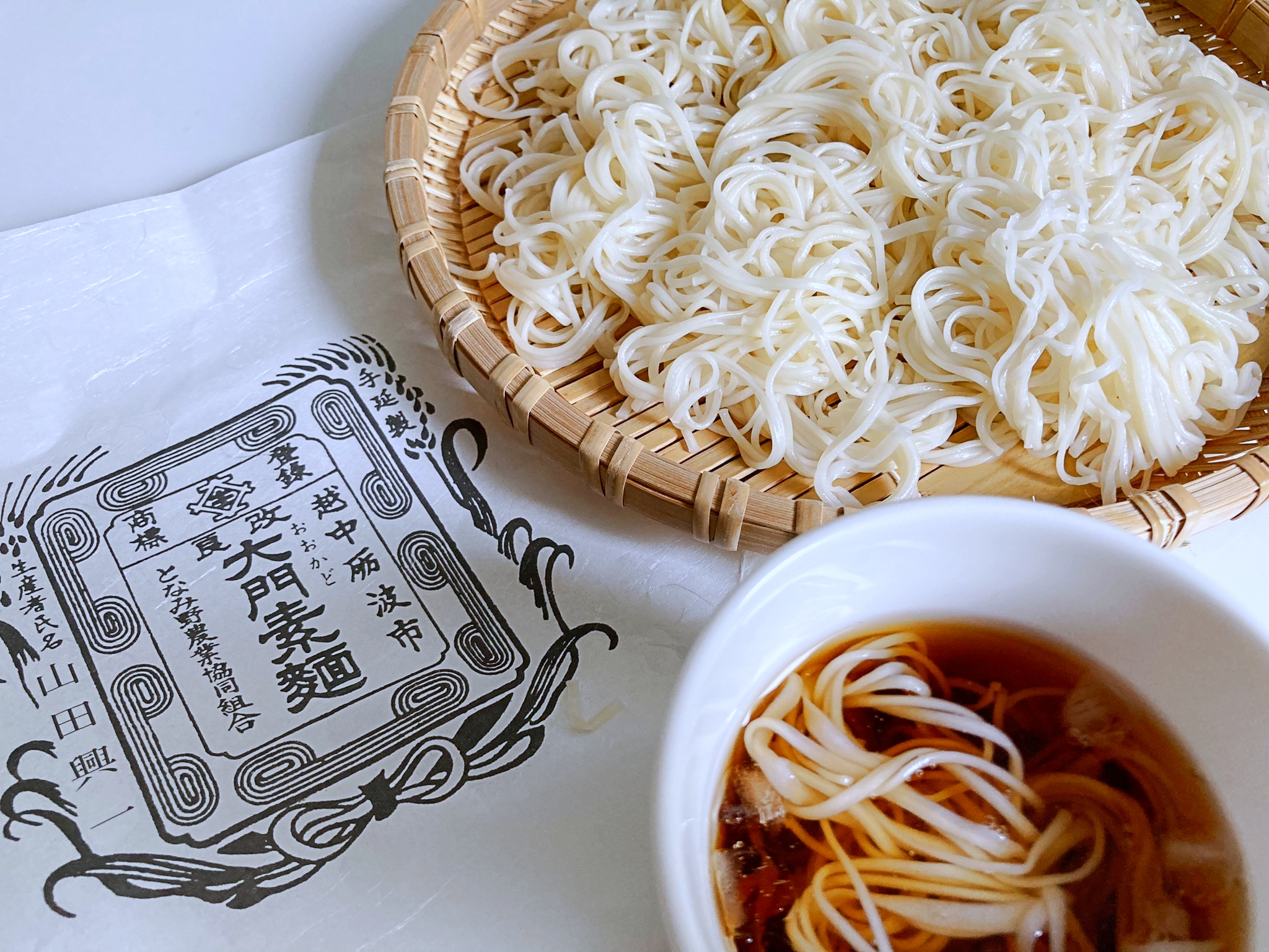 素麺探訪】パキっと麺を半分に折って茹でる富山県の名産『大門素麺