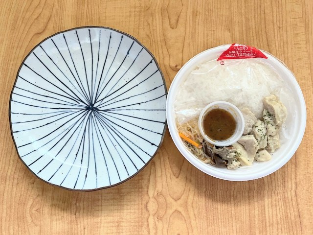 コンビニやスーパーのお弁当、こうして食べたら気分上がるんちゃう？たった3ステップでOKです