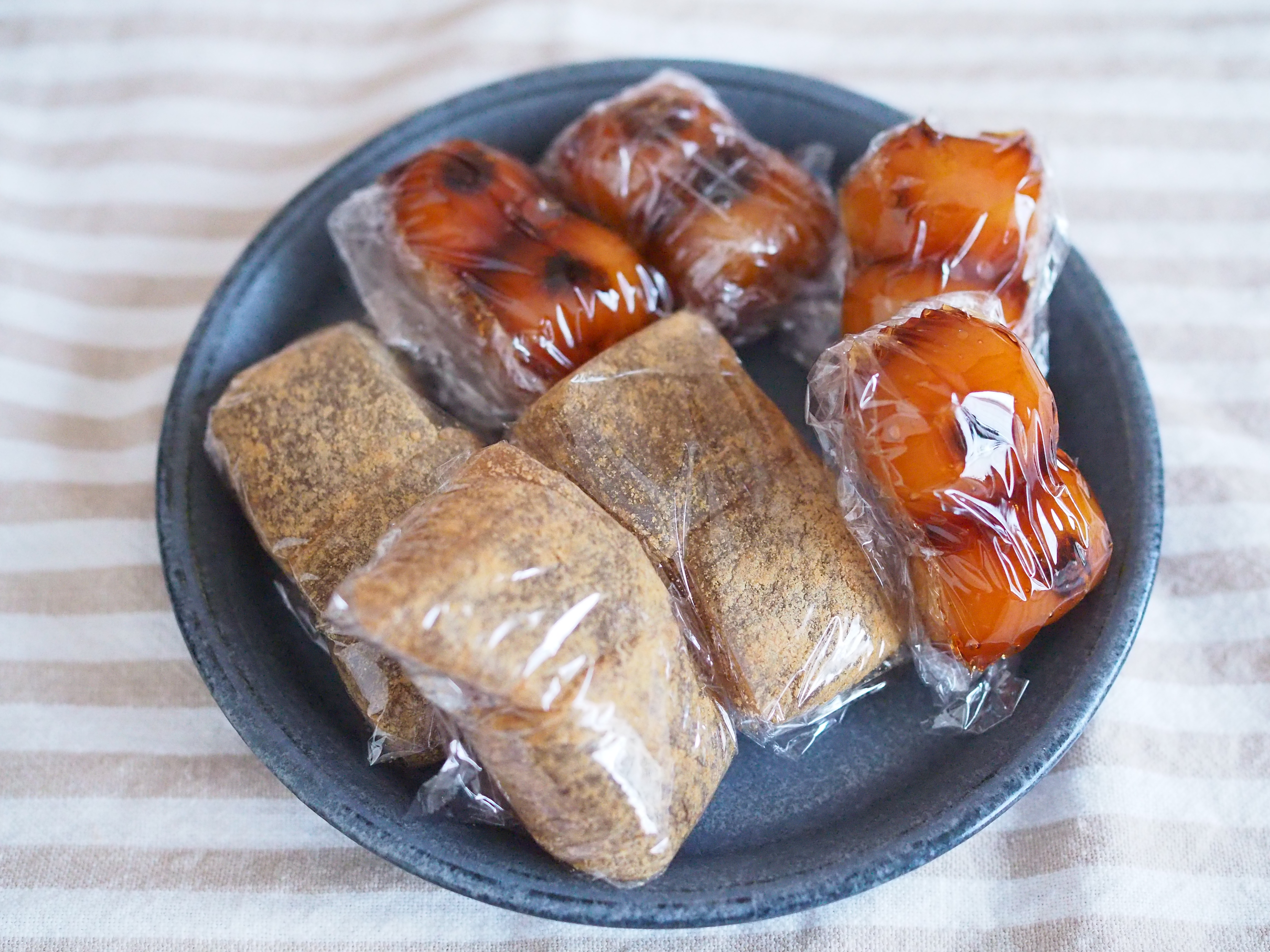 暑すぎる】子連れお出かけの「おやつ」はラップ＆ジップロックで冷凍し