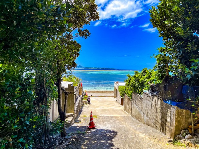 夏休み、なにしてた？今年の夏休みの予定2位は「実家・義実家に帰省」！ ぶっちぎりの1位は…