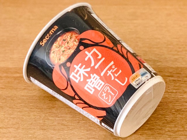 【セイコーマート】北海道のグルメがカップにギュッ🦀「カニだし味噌ラーメン」が超うまいっ♡