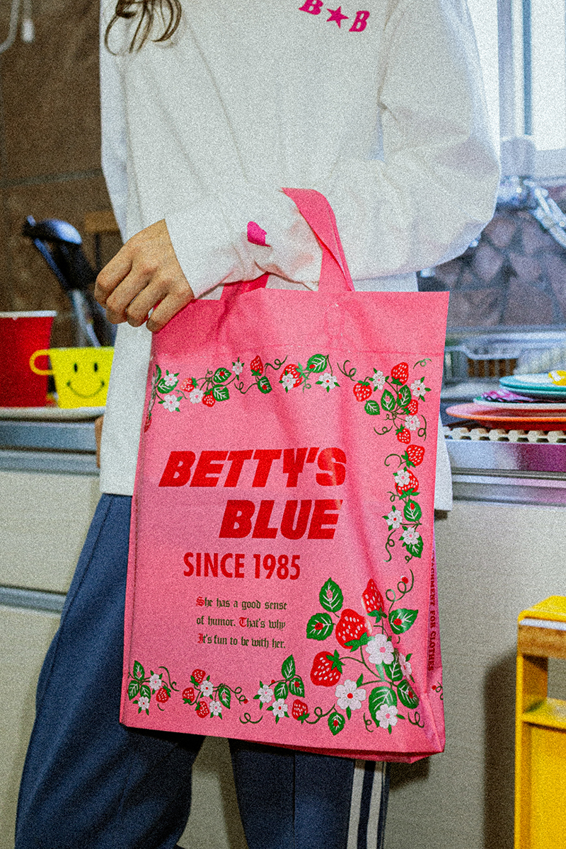 エイミーちゃん♡平成の乙女を魅了した「BETTY'S BLUE」が誕生40周年で