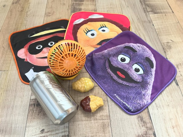 【マクドナルドのサマーチャンスバッグ】ビッグマックの扇風機にナゲットのクリップって…すぐに自慢したくなっちゃうかわいさでしょッ💕 【マクドナルドのサマーチャンスバッグ】ビッグマックの扇風機にナゲットのクリップって…すぐに自慢したくなっちゃうかわいさでしょッ💕